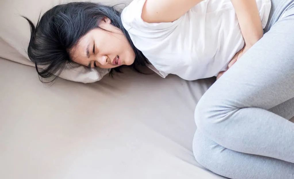 外阴白斑会影响月经吗?
